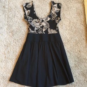 Express Dress w POCKETS!